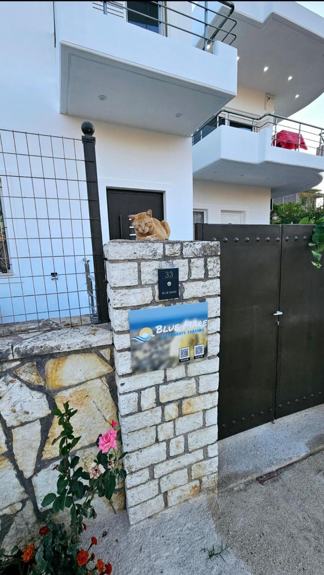 Blue Mare Apartments Sarande Exterior photo